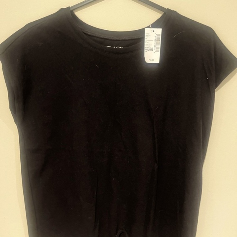 Children’s place plain black tee NWTs